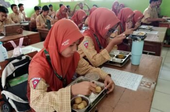 PROGRAM MAKAN BERGIZI GRATIS (MBG)